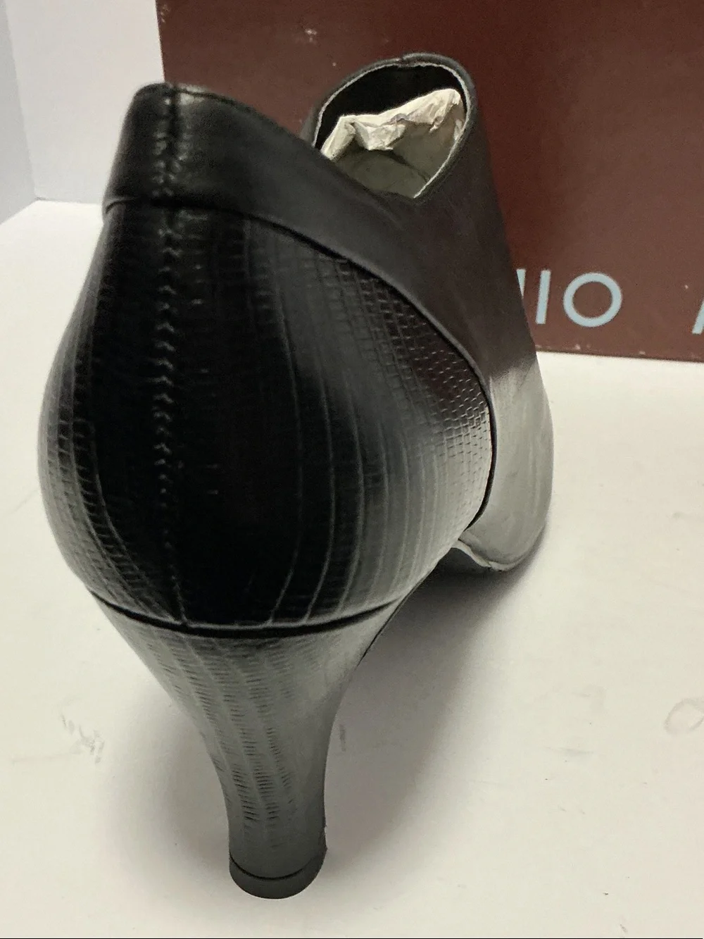 ANTONIO MELANI sleek black